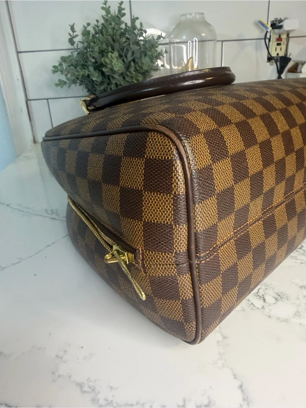 Authentic Louis Vuitton Nolita Damier Handbag – Vintage 2003 with printed COA